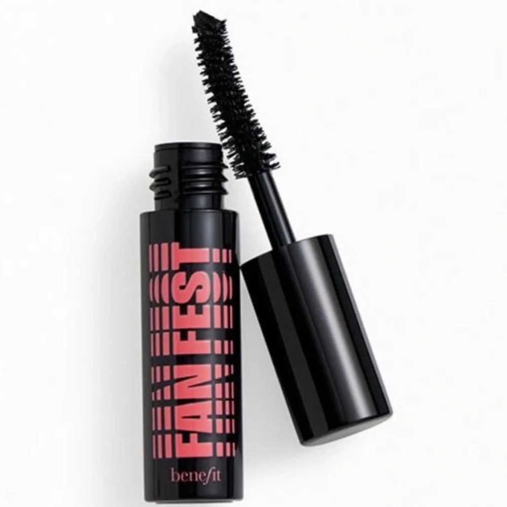 Benefit Fan Fest Mascara